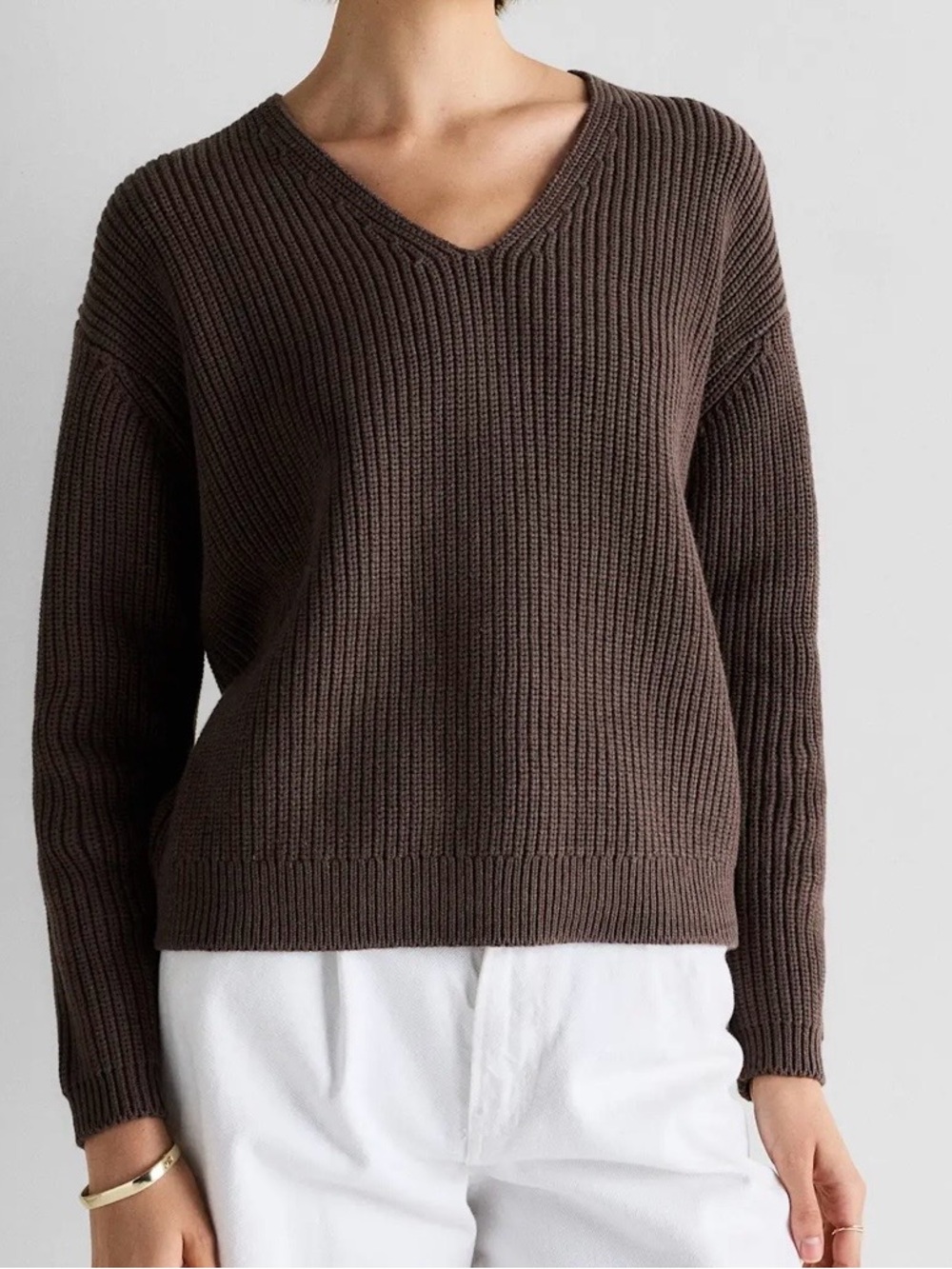 Quince Cotton Fisherman V-Neck Sweater in Heather Brown